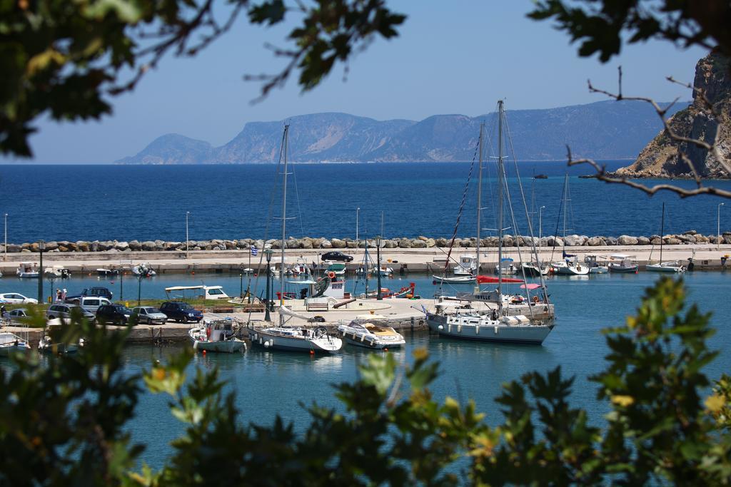 Aktaion Guest Rooms Skopelos Town Exterior photo